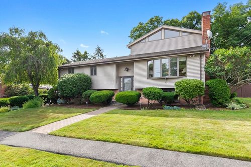 45 Paul Ave, Peabody, MA, 01960-2618 | Card Image
