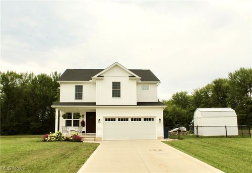 105 Factory Way, Lagrange, OH, 44050-8811 | Card Image