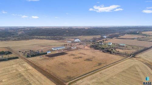 48381 277th St Street, Canton, SD, 57013-5507 | Card Image