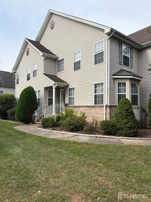 30 Palmetto Way, North Brunswick, NJ, 08902-5569 | Card Image