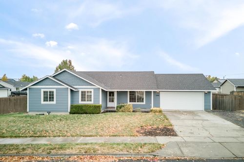2068 Ne Elk St, Prineville, OR, 97754-8381 | Card Image
