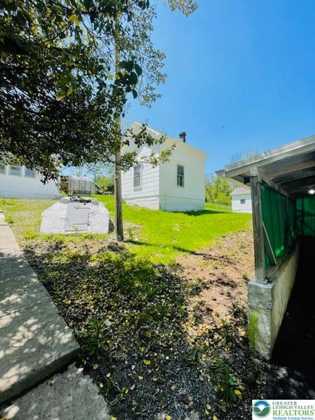 1911 Echo Rd, House other with 3 bedrooms, 2 bathrooms and null parking in Slatington PA | Image 39