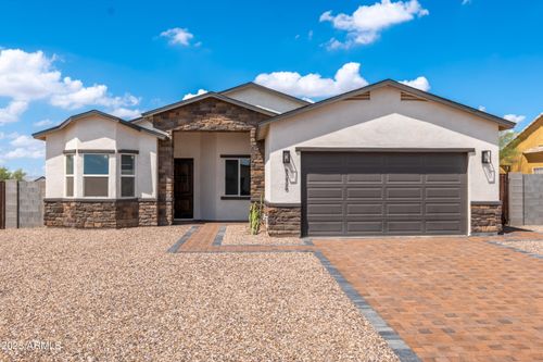 8226 W Swansea Dr, Arizona City, AZ, 85123-7035 | Card Image