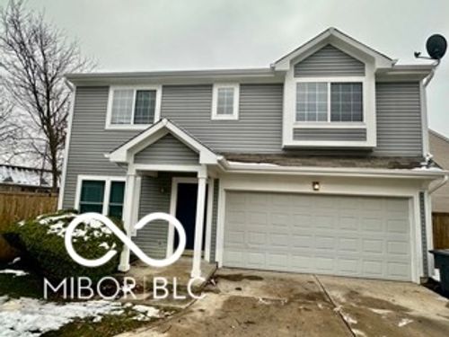 623 Scotch Pine Dr, Greenwood, IN, 46143-6445 | Card Image