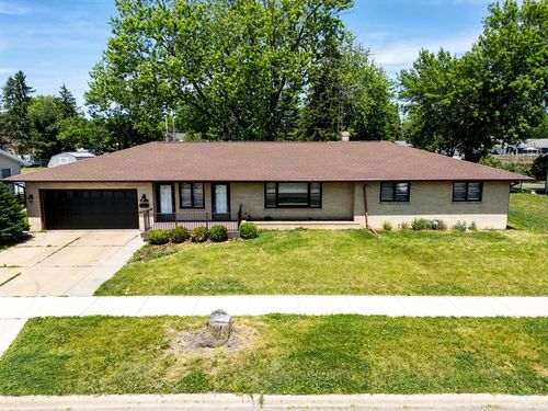2020 Bond Place, JANESVILLE, WI, 53548 | Card Image