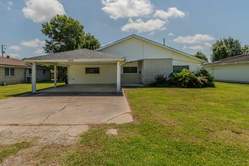 320 Bell Ave, Bridge City, TX, 77611-3302 | Card Image