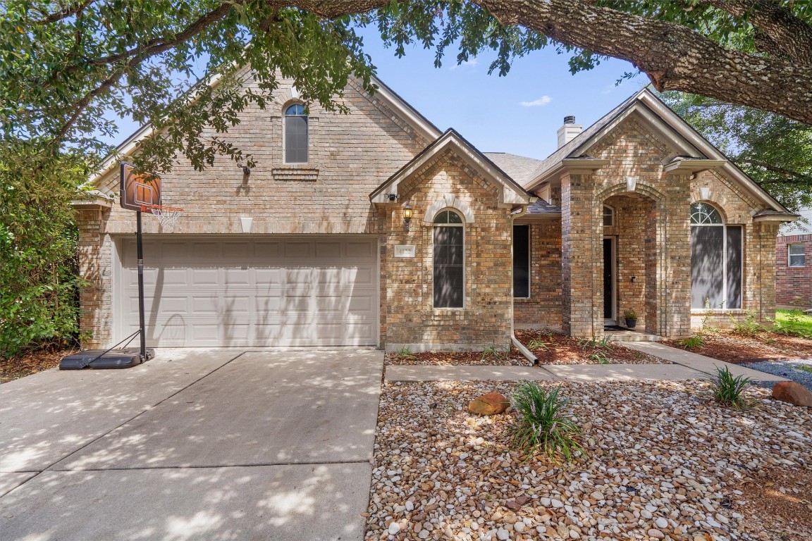 Moss Hollow Dr, Round Rock, TX 78681