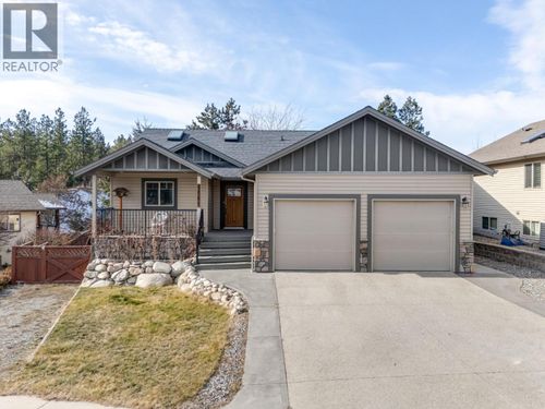 2061 Bernau Crt, Lake Country, BC, V4V2M7 | Card Image