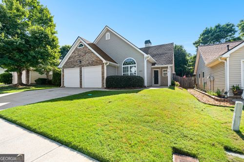 523 Hunterian Pl, Newnan, GA, 30265-5677 | Card Image