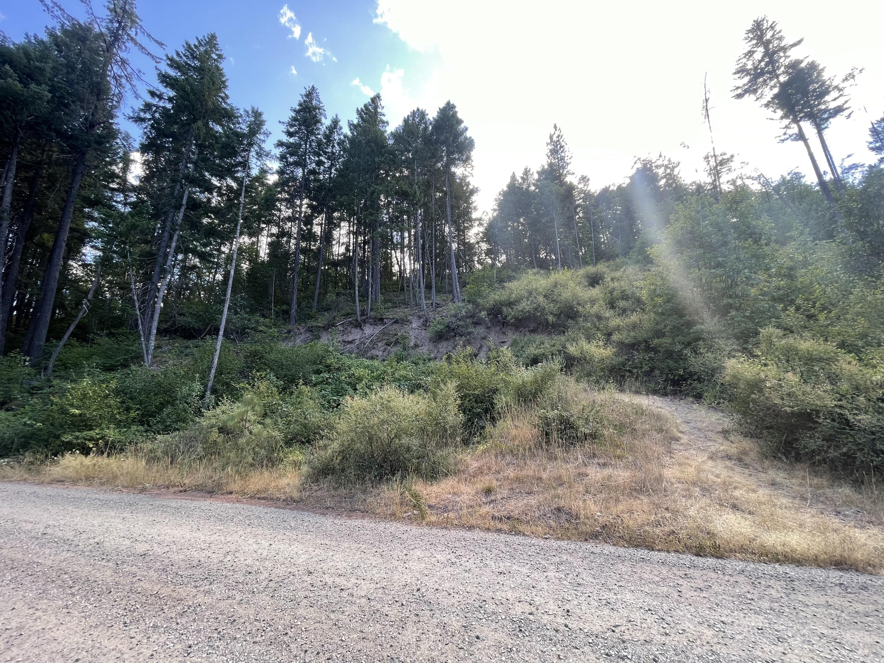 Land in Trail 3