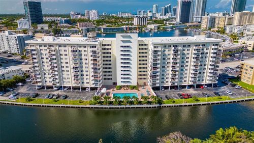801-401 Golden Isles Dr, Hallandale Beach, FL, 33009-7519 | Card Image