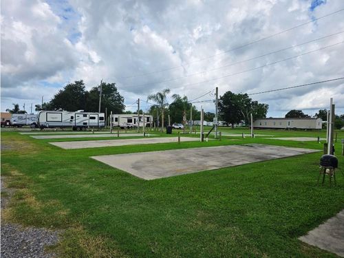 113 Stump Ln, Venice, LA, 70091-4219 | Card Image