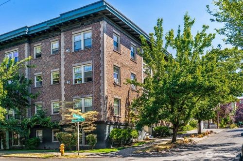 1052 E Thomas St, Seattle, WA, 98102-5475 | Card Image
