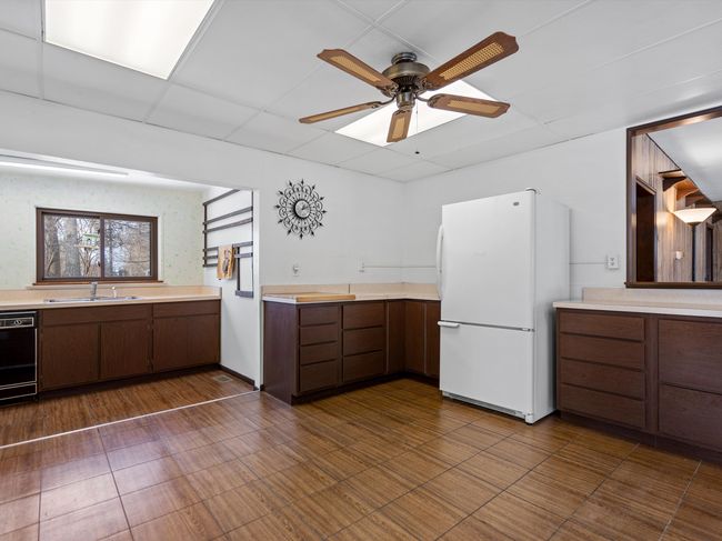 1397 N Channel Dr, House other with 4 bedrooms, 3 bathrooms and null parking in Harsens Island MI | Image 15