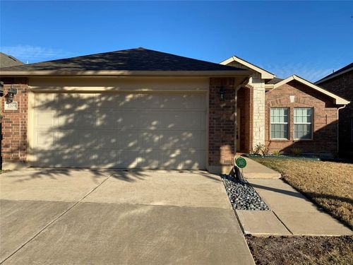 2209 Cavalry Dr, Fort Worth, TX, 76177-7252 | Card Image
