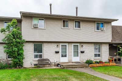 39 - 700 Paisley Rd, Condo with 3 bedrooms, 1 bathrooms and 1 parking in Guelph ON | Image 2