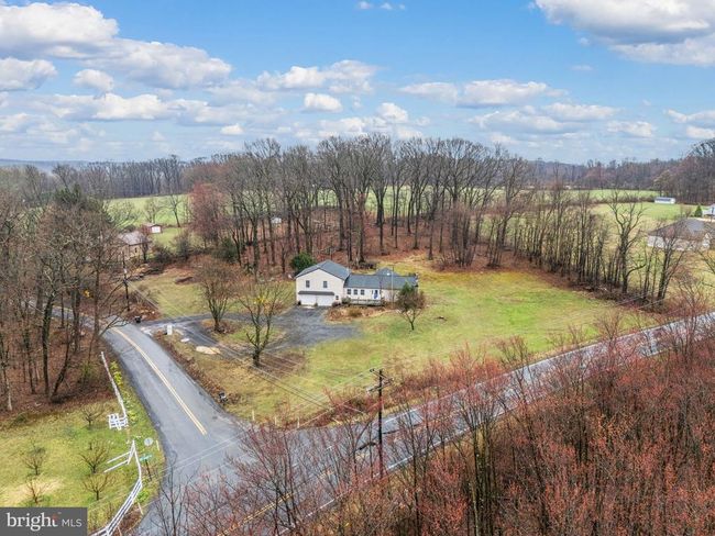 552 Baldy Hill Rd, House other with 4 bedrooms, 3 bathrooms and null parking in ALBURTIS PA | Image 4