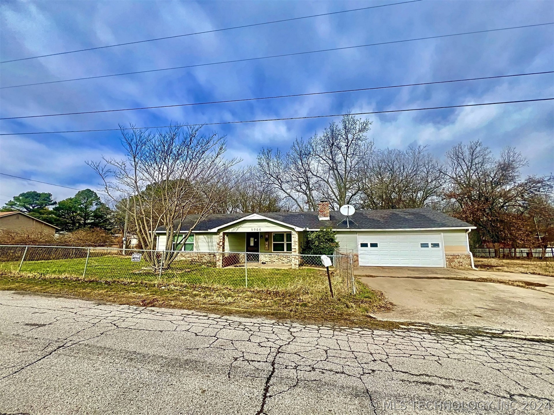 81st St, Fort Gibson, OK 74434