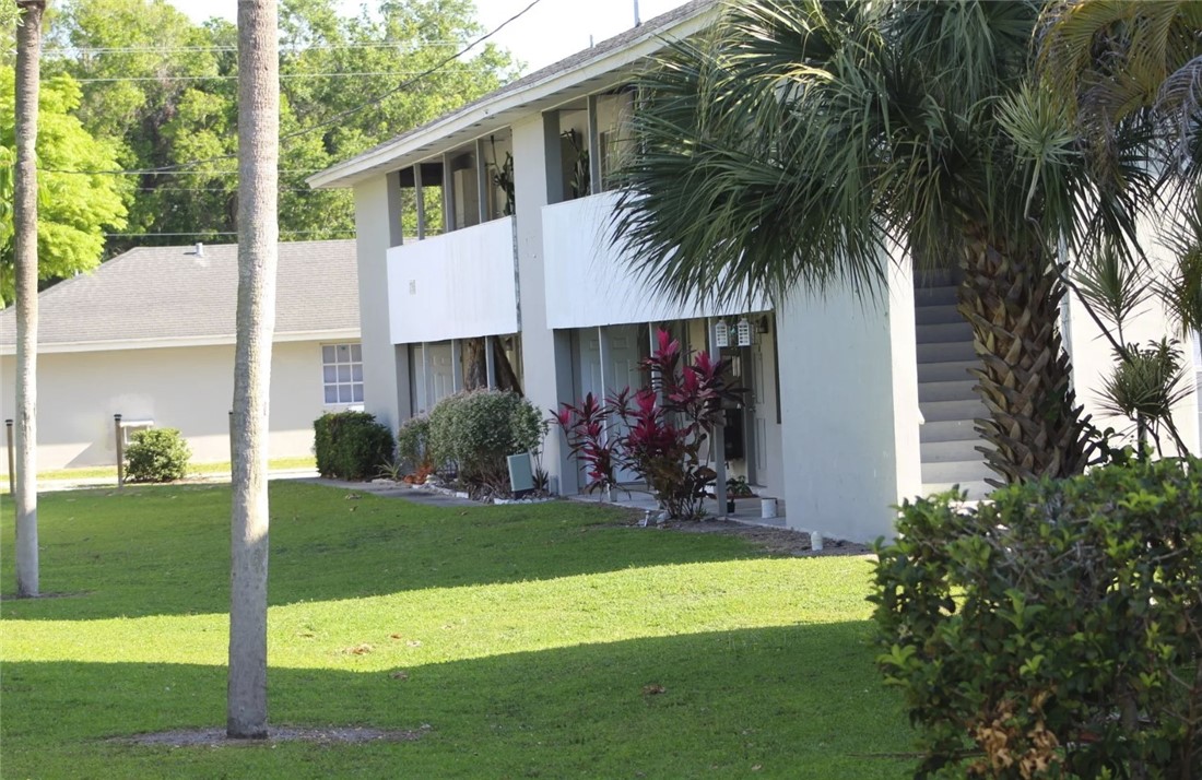Residential Lease in Vero Beach 3