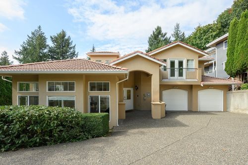 2757 Chelsea Crt, West Vancouver, BC, V7S3E9 | Card Image