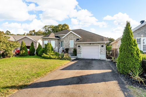 1286 Daprat Ave, Cornwall, ON, K6H6N9 | Card Image