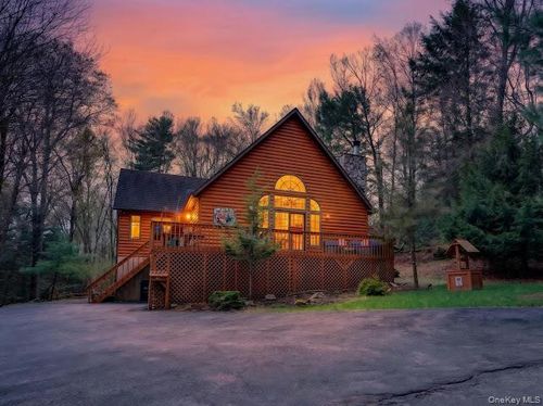 26 E Adirondack Trl, Smallwood, NY, 12778-7047 | Card Image