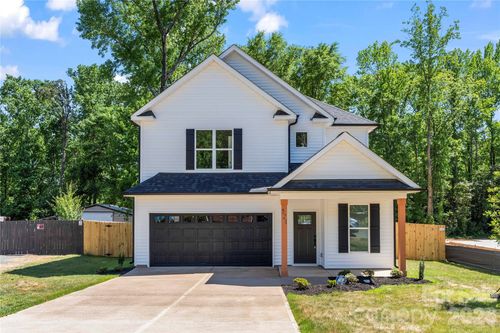 521 Austin Drive, Charlotte, NC, 28213 | Card Image