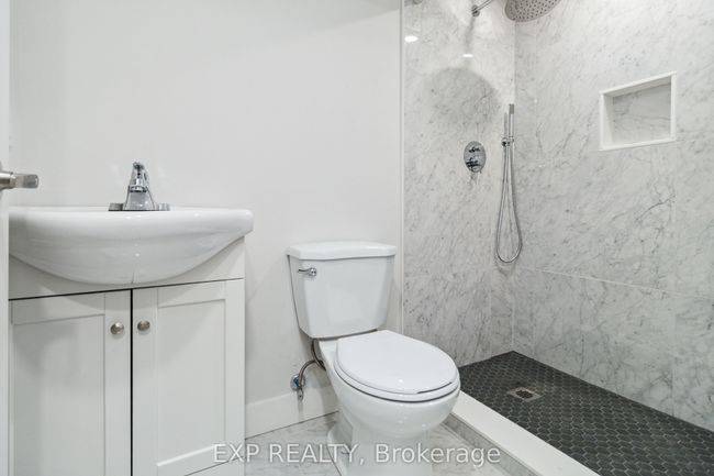BASMT - 397 Scott Blvd, House other with 2 bedrooms, 1 bathrooms and 1 parking in Milton ON | Image 11