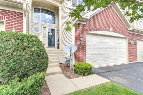 2320 Stonegate Rd, Algonquin, IL, 60102-6654 | Card Image