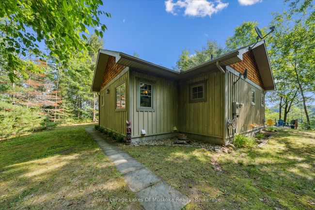 1176 Mccomb Point Dr, House other with 3 bedrooms, 3 bathrooms and 6 parking in Dorset ON | Image 11