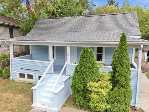 67 Montana Ave, Asheville, NC, 28806-4145 | Card Image