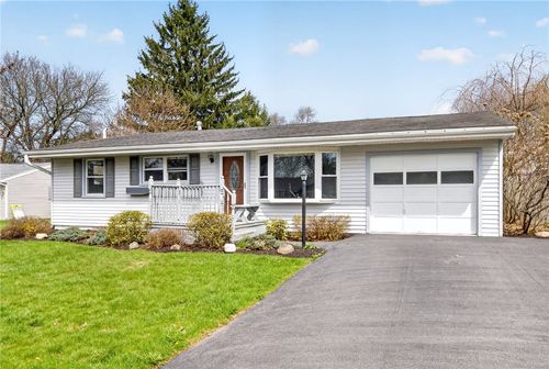 813 Lamont Cir, Cortland, NY, 13045-3628 | Card Image