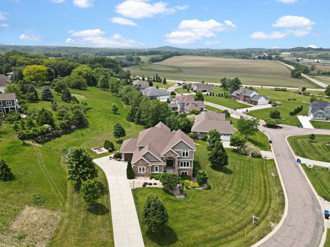 3403 Whistling Wind Way, House other with 4 bedrooms, 4 bathrooms and null parking in Windsor WI | Image 17