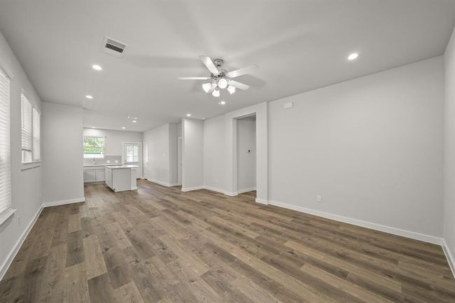 40423 Gerygone Ln, House other with 3 bedrooms, 2 bathrooms and 2 parking in Magnolia TX | Image 8
