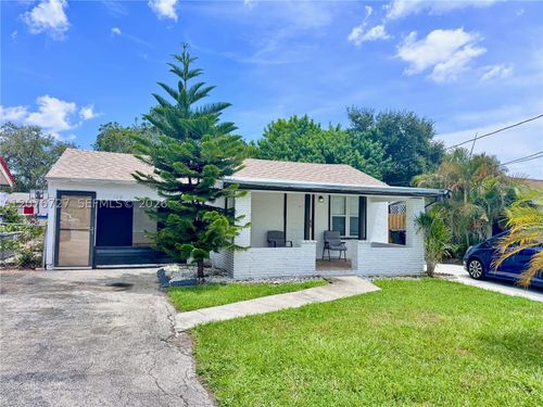 719 Glenn Pkwy, Hollywood, FL, 33021-5624 | Card Image
