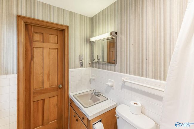 2501 College St Se, House other with 5 bedrooms, 3 bathrooms and null parking in Decatur AL | Image 25