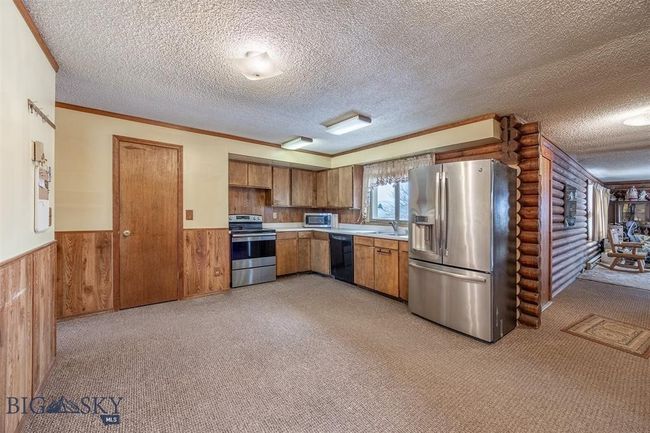 77 First Rd, House other with 5 bedrooms, 3 bathrooms and null parking in Whitehall MT | Image 11