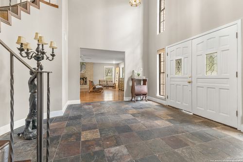 13711 Hunters Moss St, San Antonio, TX, 78230-5417 | Card Image