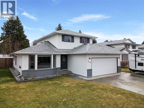 885 Wintergreen Dr, Kelowna, BC, V1W3V9 | Card Image