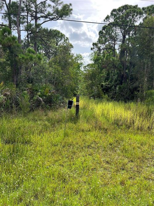 7635 Silver Oak Dr, PORT SAINT LUCIE, FL, 34952-2880 | Card Image