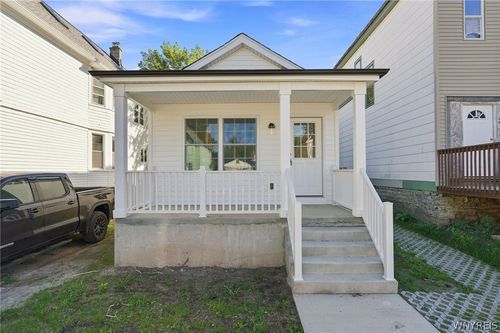 383 14th St, Buffalo, NY, 14213-2205 | Card Image