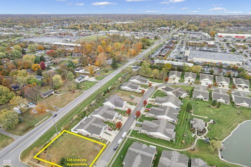 3410 Johns Way, Greenwood, IN, 46143-7271 | Card Image