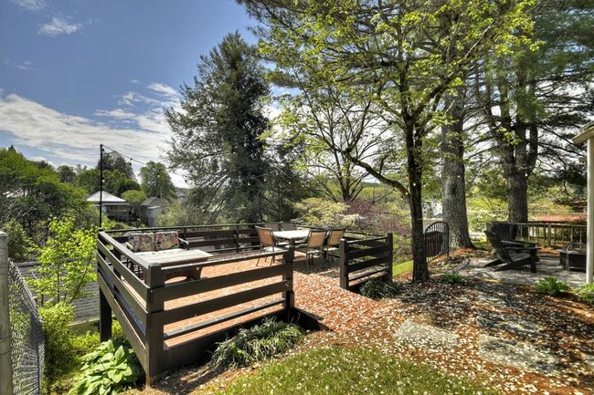 102 Riverview St, Home with 3 bedrooms, 2 bathrooms and null parking in Copperhill TN | Image 31