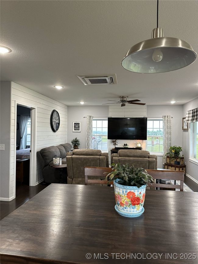 4512 - 20947 N Country Ridge Dr, House other with 2 bedrooms, 2 bathrooms and null parking in Stigler OK | Image 21