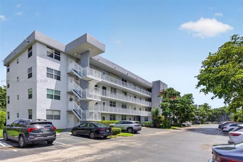 3d-106 Royal Park Dr, Oakland Park, FL, 33309-6518 | Card Image