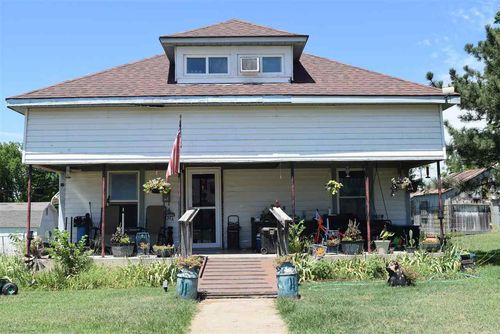 527 E Boston Ave, Yale, OK, 74085-3505 | Card Image