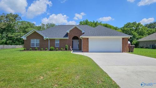 21911 Pinebrook Dr, Athens, AL, 35614-6670 | Card Image