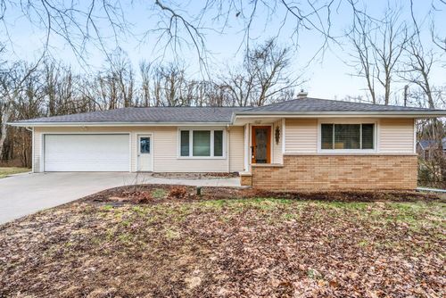 11088 E D Ave, Richland, MI, 49083-9318 | Card Image