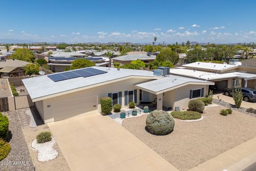10714 W Willowbrook Dr, Sun City, AZ, 85373-1539 | Card Image
