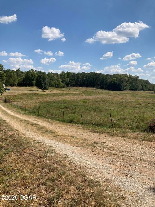13115 Falcon Rd, Neosho, MO, 64850-8260 | Card Image